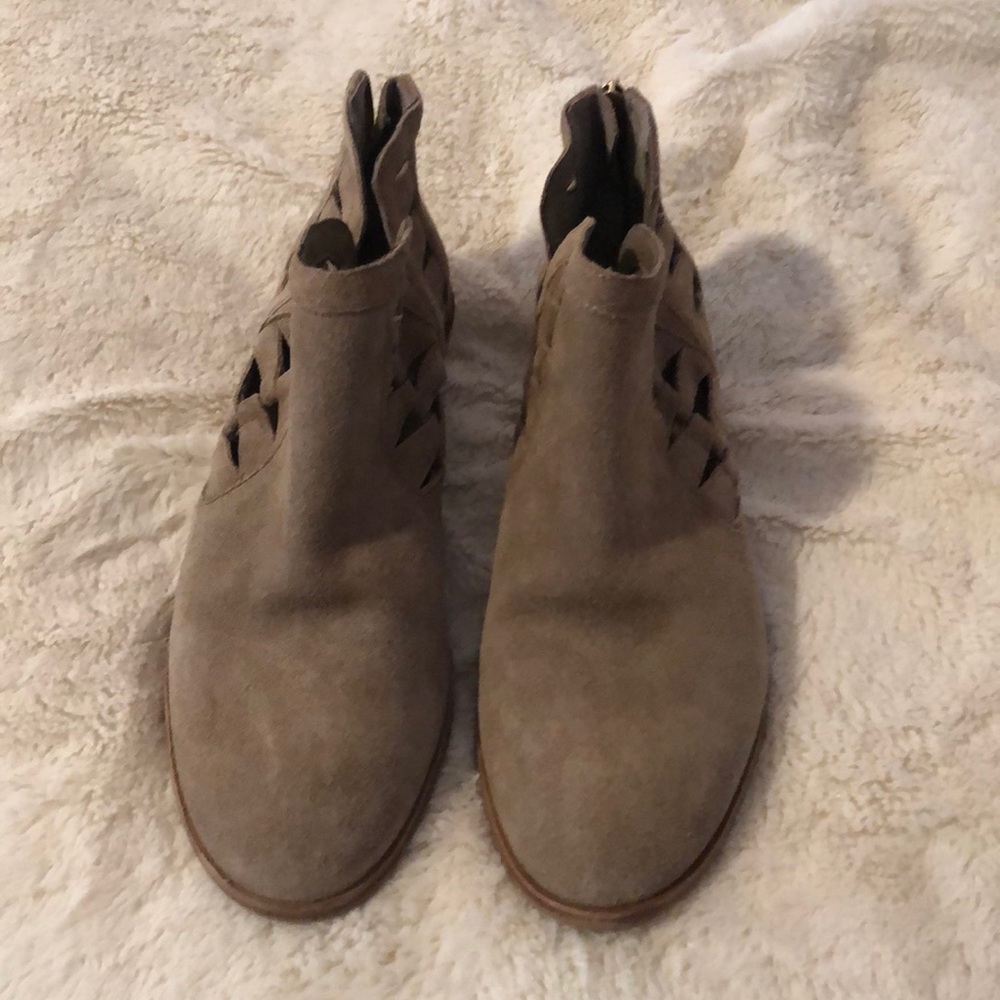 Vince Canuso Tan Suede Low Boots